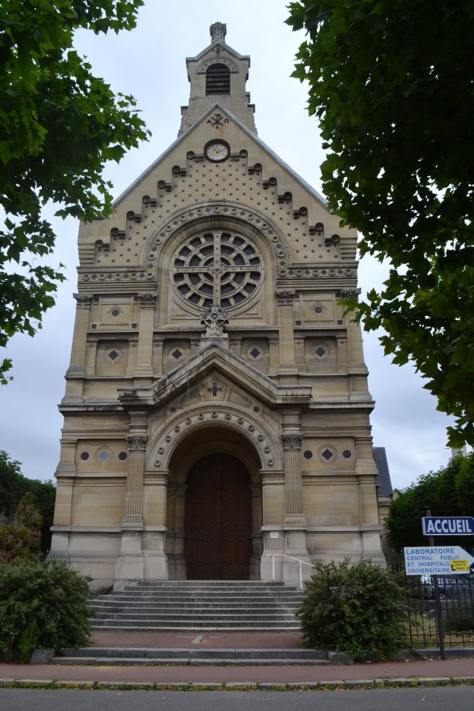 La messe dans la forme extraordinaire à Saint Germain en Laye Riposte