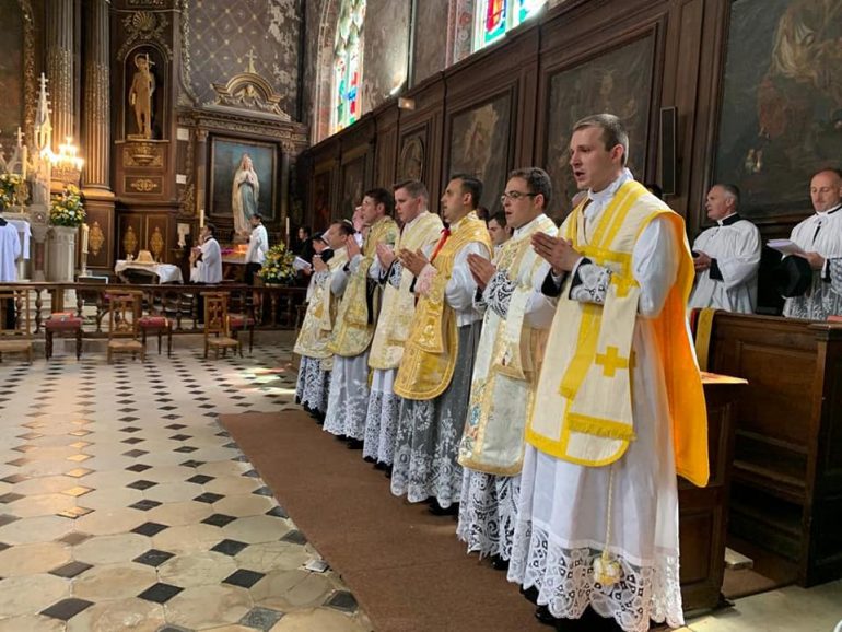 Ordinations Sacerdotales De L'Institut Du Bon Pasteur - Riposte-catholique