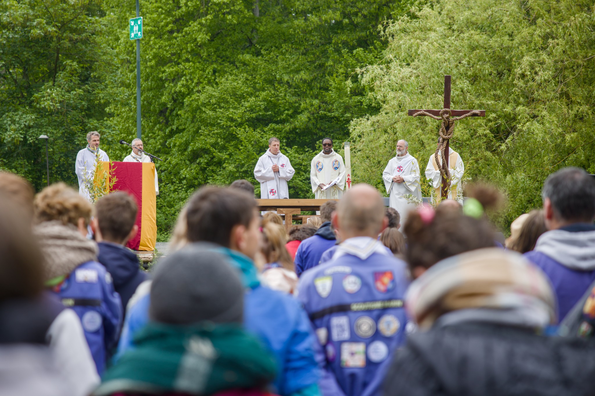 Le Drôle De Message Des Scouts Et Guides De France - Riposte-catholique