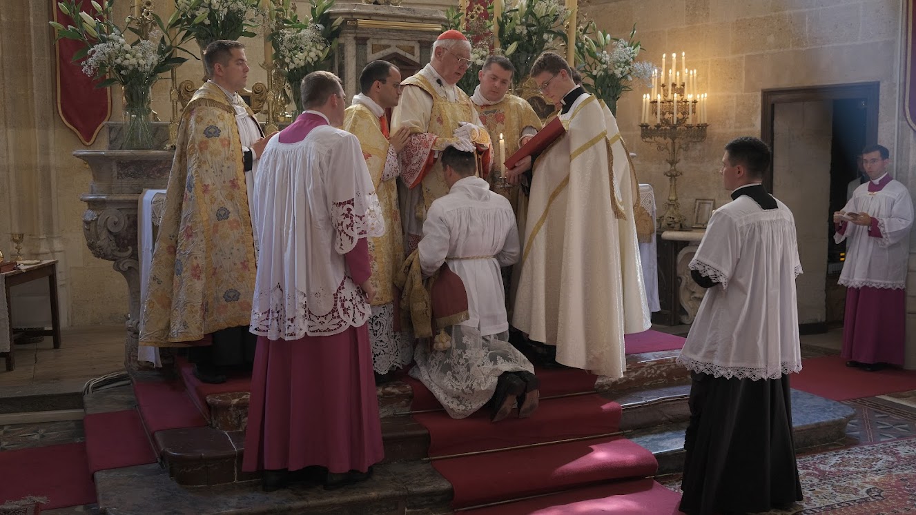 [Photos] Ordinations Pour L'Institut Du Bon Pasteur Le 24 Juin ...